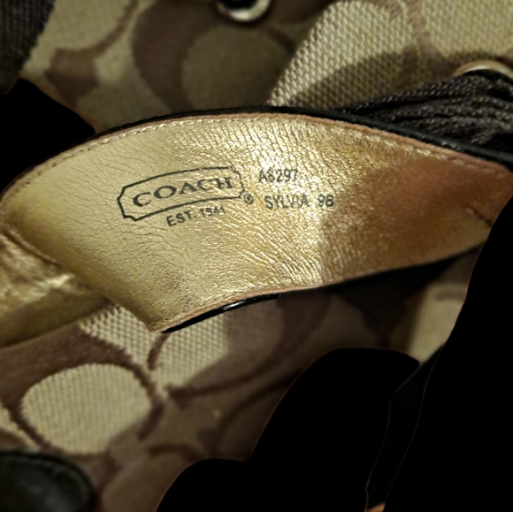 Coach Sandals - Picture 6 of 7